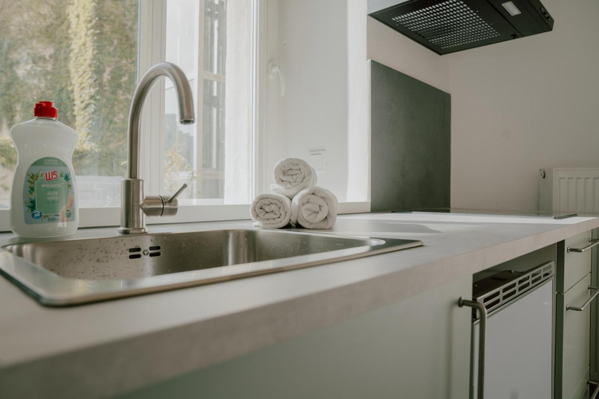 12 Monkeys Apartments Berlin Ngoại thất bức ảnh